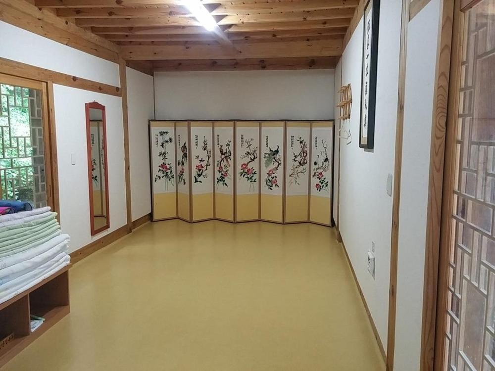 Gangneung Wangsangoal Hanok Pension エクステリア 写真